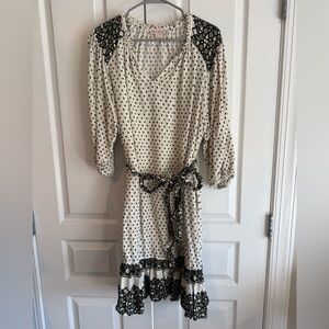 Knox Rose Black and Cream Long Sleeve Dress